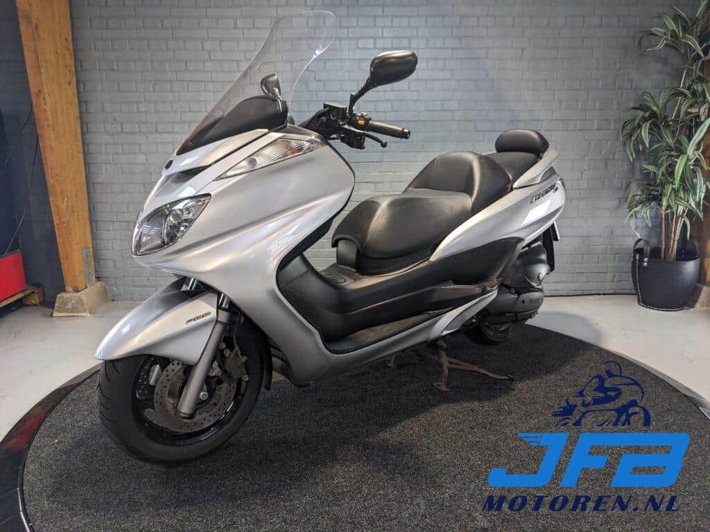Yamaha YP400 | JFB Motoren Midwolda