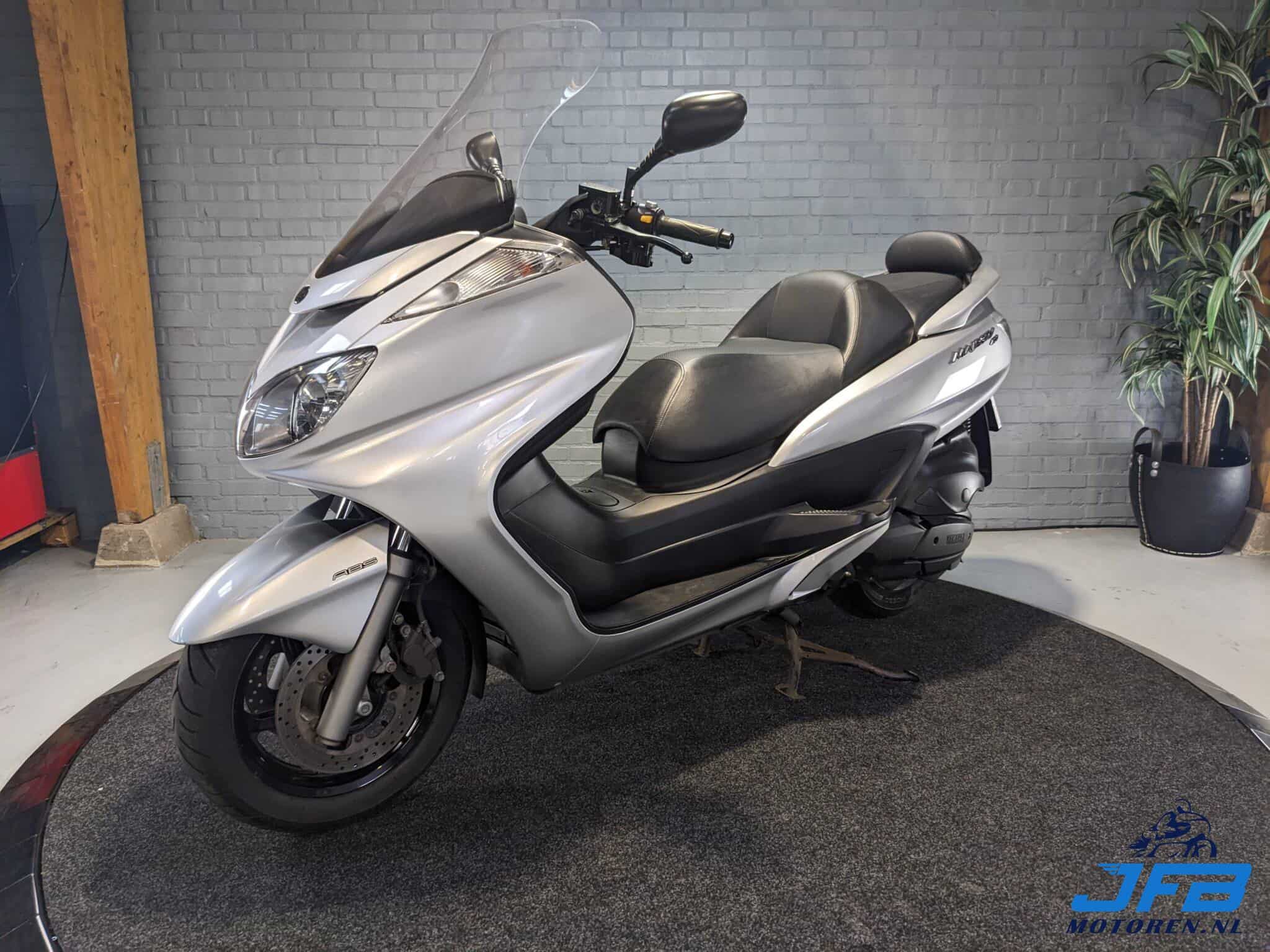 Yamaha YP400 | JFB Motoren Midwolda